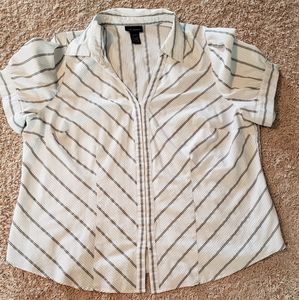 Lane Bryant clasp up blouse White, black, silver